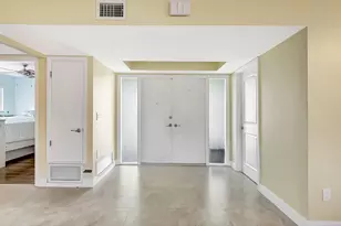 683 SE Harborview Dr, Port Saint Lucie, FL 34983 - Photo 4