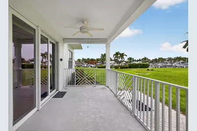 712 Bay Colony Drive S, Juno Beach, FL 33408 - Photo 32