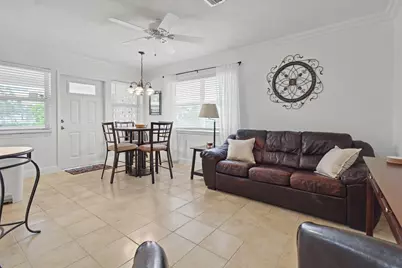 2701 NE 1st Street #201, Pompano Beach, FL 33062 - Photo 4
