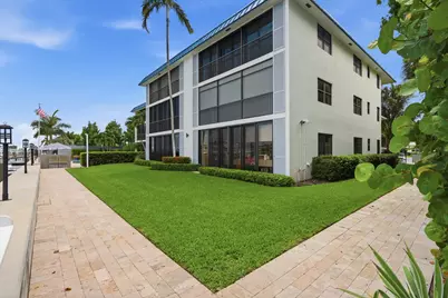 220 Lake Drive #206, Palm Beach Shores, FL 33404 - Photo 26
