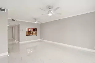 220 Lake Dr, Palm Beach Shores, FL 33404 - Photo 10