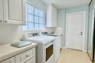 7735 Pine Island Way, West Palm Beach, FL 33411 - Photo 16
