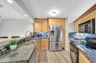 8105 Severn Dr, Boca Raton, FL 33433 - Photo 14