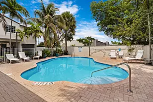732 SE 2nd St, Pompano Beach, FL 33060 - Photo 32