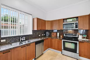 825 SW 12th St, Fort Lauderdale, FL 33315 - Photo 8