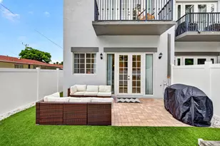 825 SW 12th St, Fort Lauderdale, FL 33315 - Photo 34
