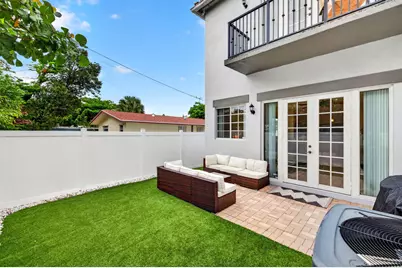 825 SW 12th Street, Fort Lauderdale, FL 33315 - Photo 32