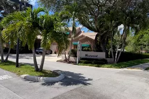 1622 Cypress Pointe Dr, Coral Springs, FL 33071 - Photo 10