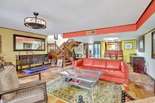 20606 NE 7th Ct, Miami, FL 33179 - Photo 12