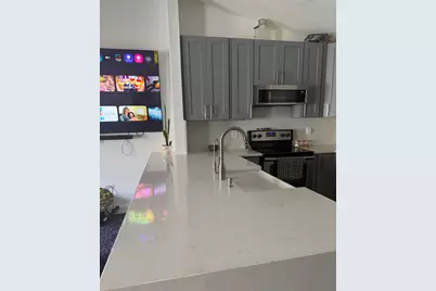 11747 NW 12th Street, Pembroke Pines, FL 33026 - Photo 4