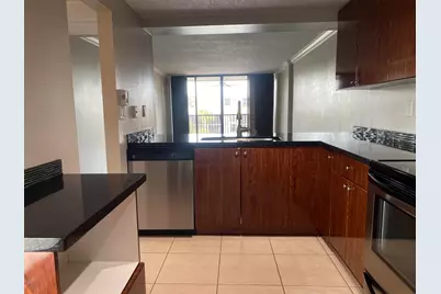 9 Royal Palm Way #403, Boca Raton, FL 33432 - Photo 6