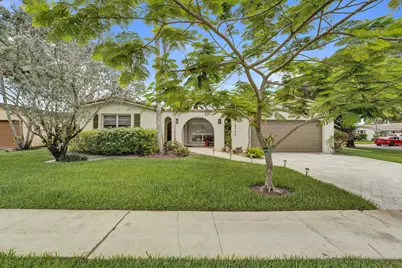10544 NW 4th Street, Plantation, FL 33324 - Photo 2