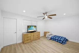955 Circle Dr, Delray Beach, FL 33445 - Photo 10
