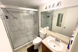 124 E Andover E, West Palm Beach, FL 33417 - Photo 10