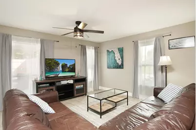 1002 Avenue E, Fort Pierce, FL 34950 - Photo 4