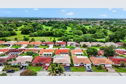 1140 NW 49th Street, Deerfield Beach, FL 33064 - Photo 38