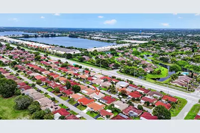 1140 NW 49th Street, Deerfield Beach, FL 33064 - Photo 44