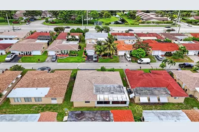 1140 NW 49th Street, Deerfield Beach, FL 33064 - Photo 36