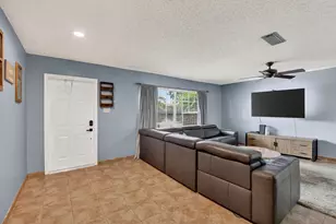 1140 NW 49th St, Deerfield Beach, FL 33064 - Photo 6