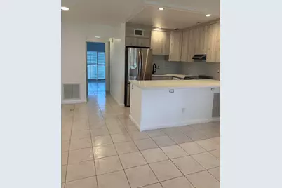 223 Coventry J, West Palm Beach, FL 33417 - Photo 10