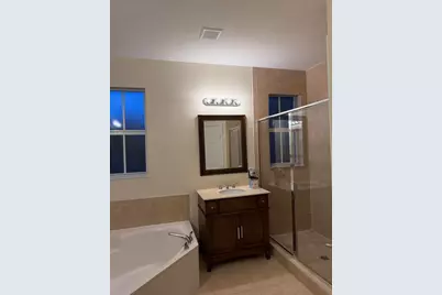 7490 NW 115th Court, Doral, FL 33178 - Photo 12