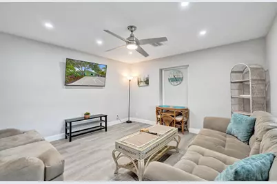 1947 Holman Drive, North Palm Beach, FL 33408 - Photo 12
