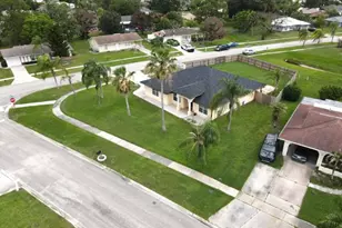 201 NE Faring Ave, Port Saint Lucie, FL 34983 - Photo 36