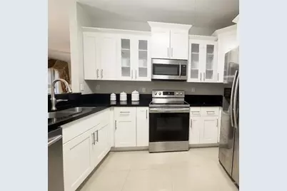 2766 NW 6th Court, Fort Lauderdale, FL 33311 - Photo 4