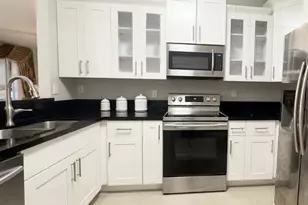 2766 NW 6th Ct, Fort Lauderdale, FL 33311 - Photo 4