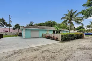 1718 Ridge Rd, North Palm Beach, FL 33408 - Photo 6