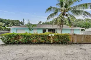 1718 Ridge Rd, North Palm Beach, FL 33408 - Photo 8