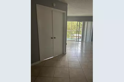 410 S Park #1-204, Hollywood, FL 33021 - Photo 14