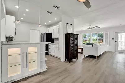 1528 NE 28th Drive, Wilton Manors, FL 33334 - Photo 8