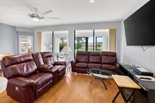 8073 Aberdeen Dr, Boynton Beach, FL 33472 - Photo 8
