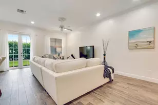 114 Ocean Breeze Dr, Juno Beach, FL 33408 - Photo 4