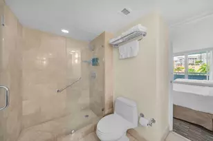 2670 E Sunrise Blvd, Fort Lauderdale, FL 33304 - Photo 16