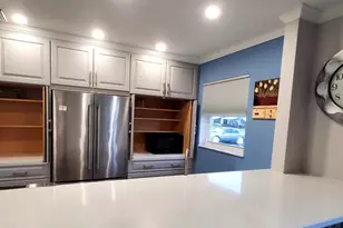 916 Savannas Point Dr, Fort Pierce, FL 34982 - Photo 8