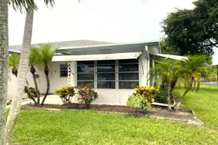 1152 Circle Dr, Delray Beach, FL 33445 - Photo 1