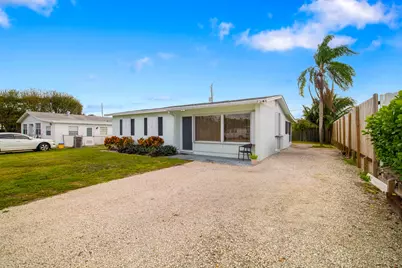 3643 Betty Ann Court W, West Palm Beach, FL 33403 - Photo 4