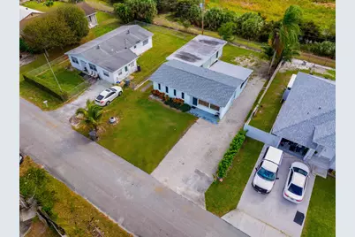 3643 Betty Ann Court W, West Palm Beach, FL 33403 - Photo 2