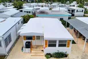 18 Juniper Dr, Briny Breezes, FL 33435 - Photo 1