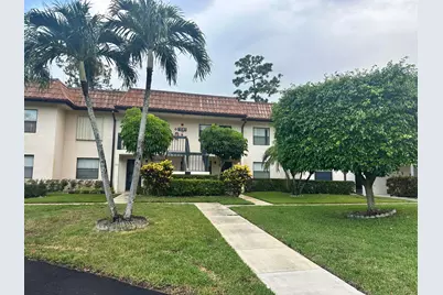 7281 Golf Colony Court #204, Lake Worth, FL 33467 - Photo 2