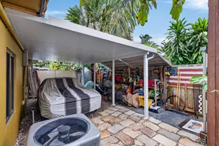 949 NE 25th Ave, Pompano Beach, FL 33062 - Photo 26