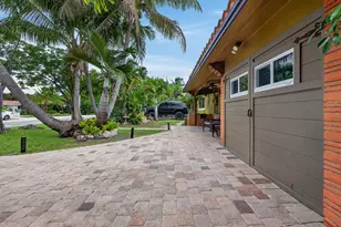 949 NE 25th Ave, Pompano Beach, FL 33062 - Photo 4