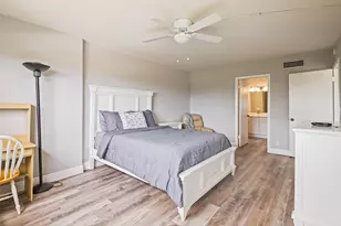 6850 10th Ave N, Greenacres, FL 33467 - Photo 10