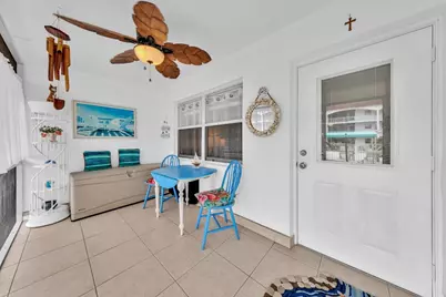580 Egret Drive #121, Hallandale Beach, FL 33009 - Photo 8