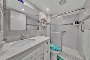580 Egret Dr, Hallandale Beach, FL 33009 - Photo 24