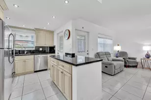 580 Egret Dr, Hallandale Beach, FL 33009 - Photo 12