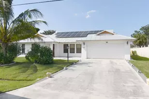 519 NW Marion Ave, Port Saint Lucie, FL 34983 - Photo 1