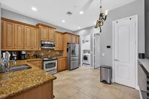 4710 Artesa Wy E, Palm Beach Gardens, FL 33418 - Photo 8